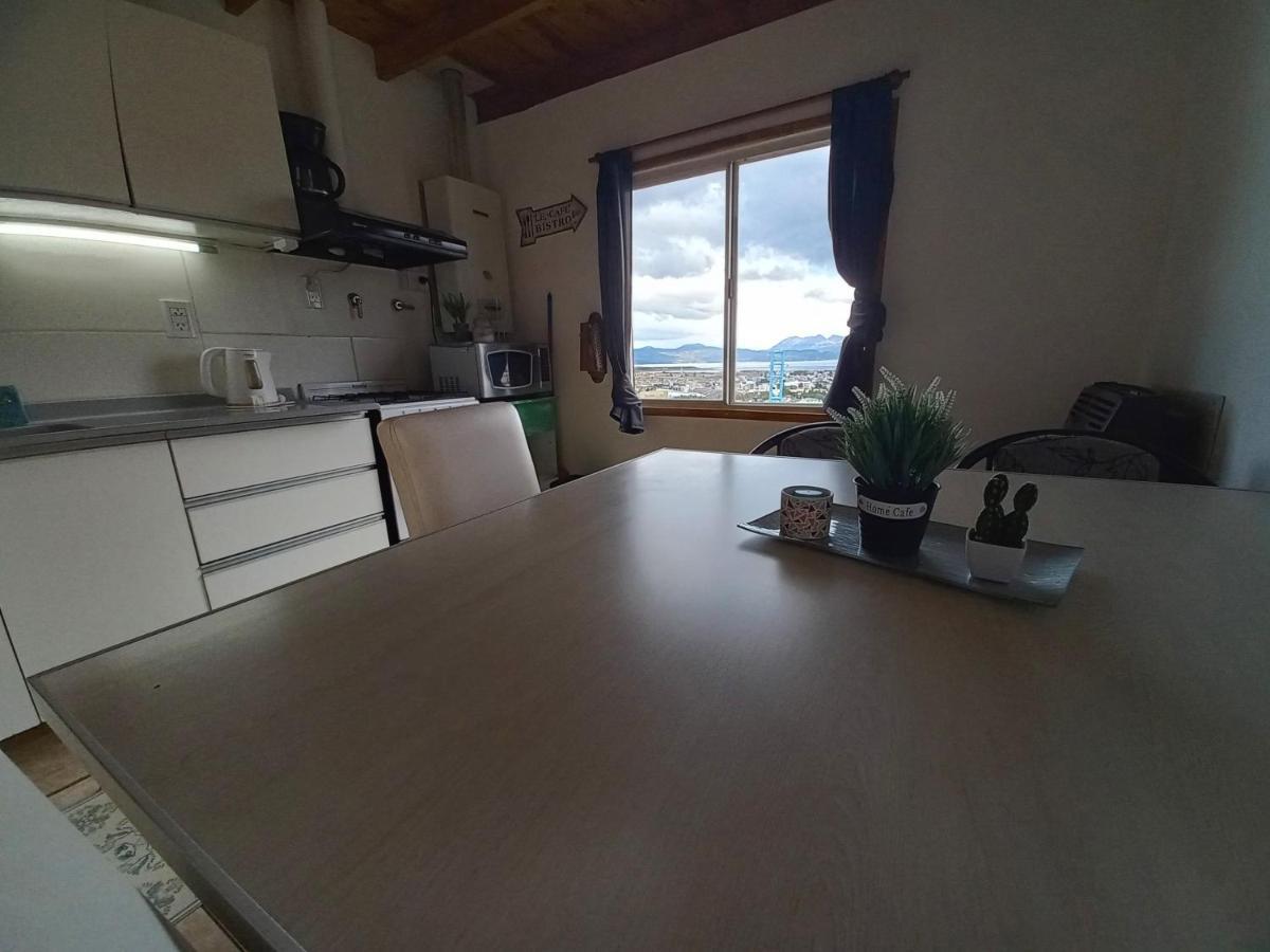 Magnifica, Departamento Con Vista Al Canal De Beagle Con Patio Y Asador Ushuaia