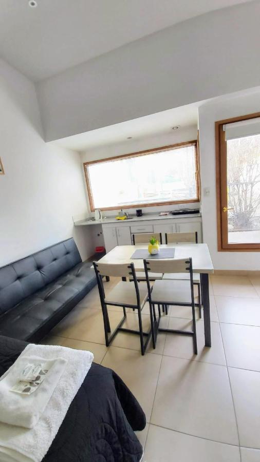 Encanto Fueguino Calido Centrico Wifi Dos Apartamento Ushuaia