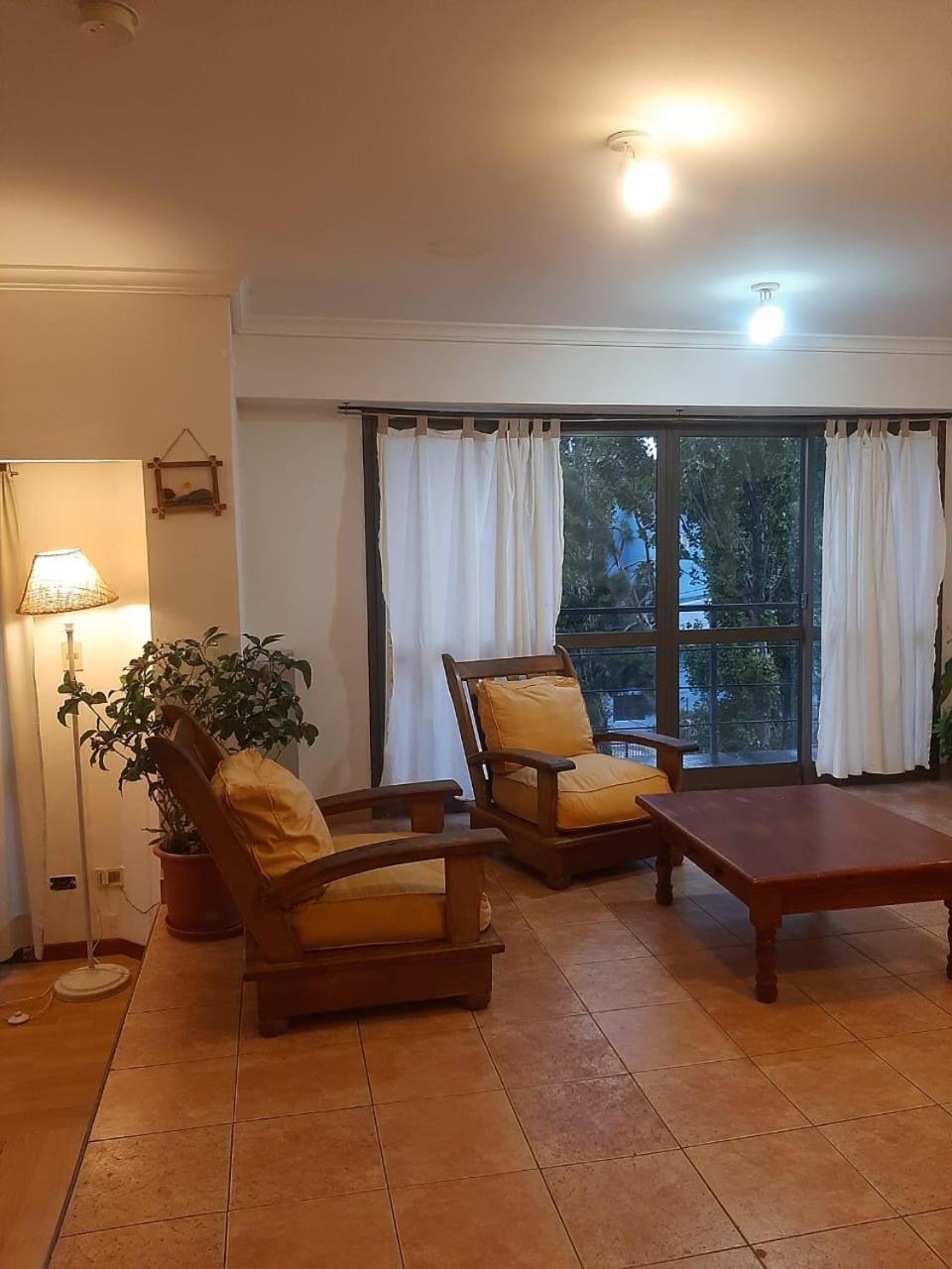 Tzion Acomodação com café da manhã  Ushuaia