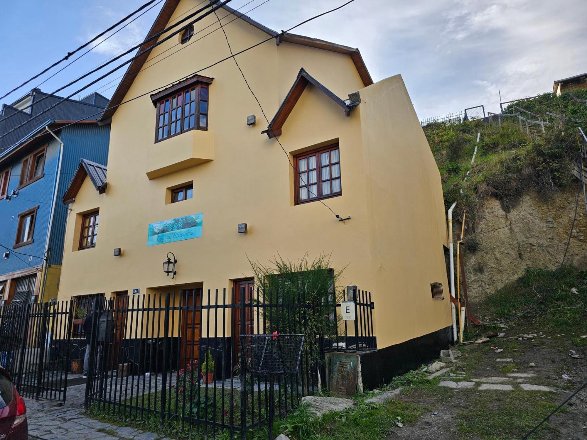 Laguna Esmeralda Ushuaia