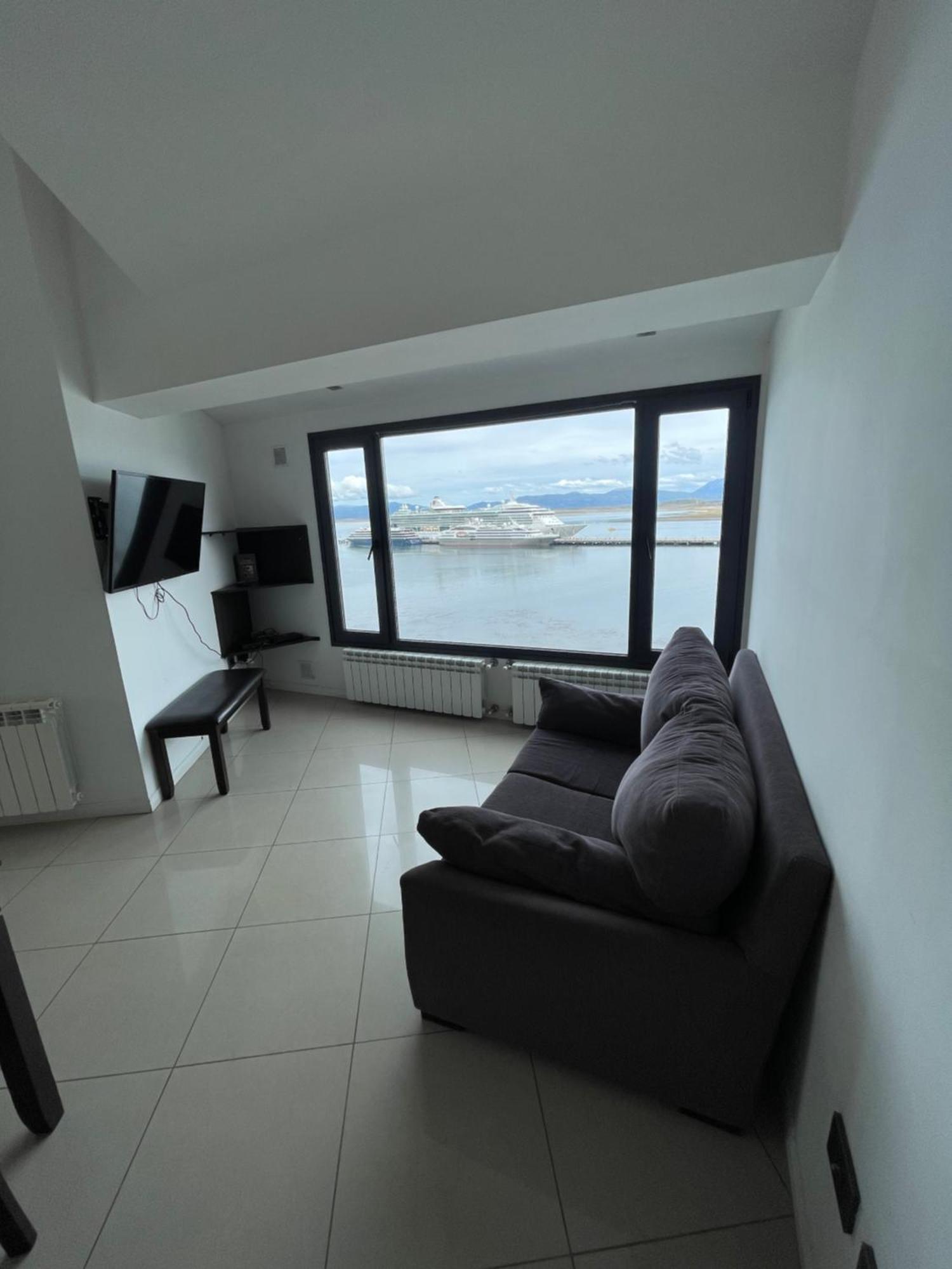 Entire In The Center, Floor With View Of The Beagle Apartamento Ushuaia