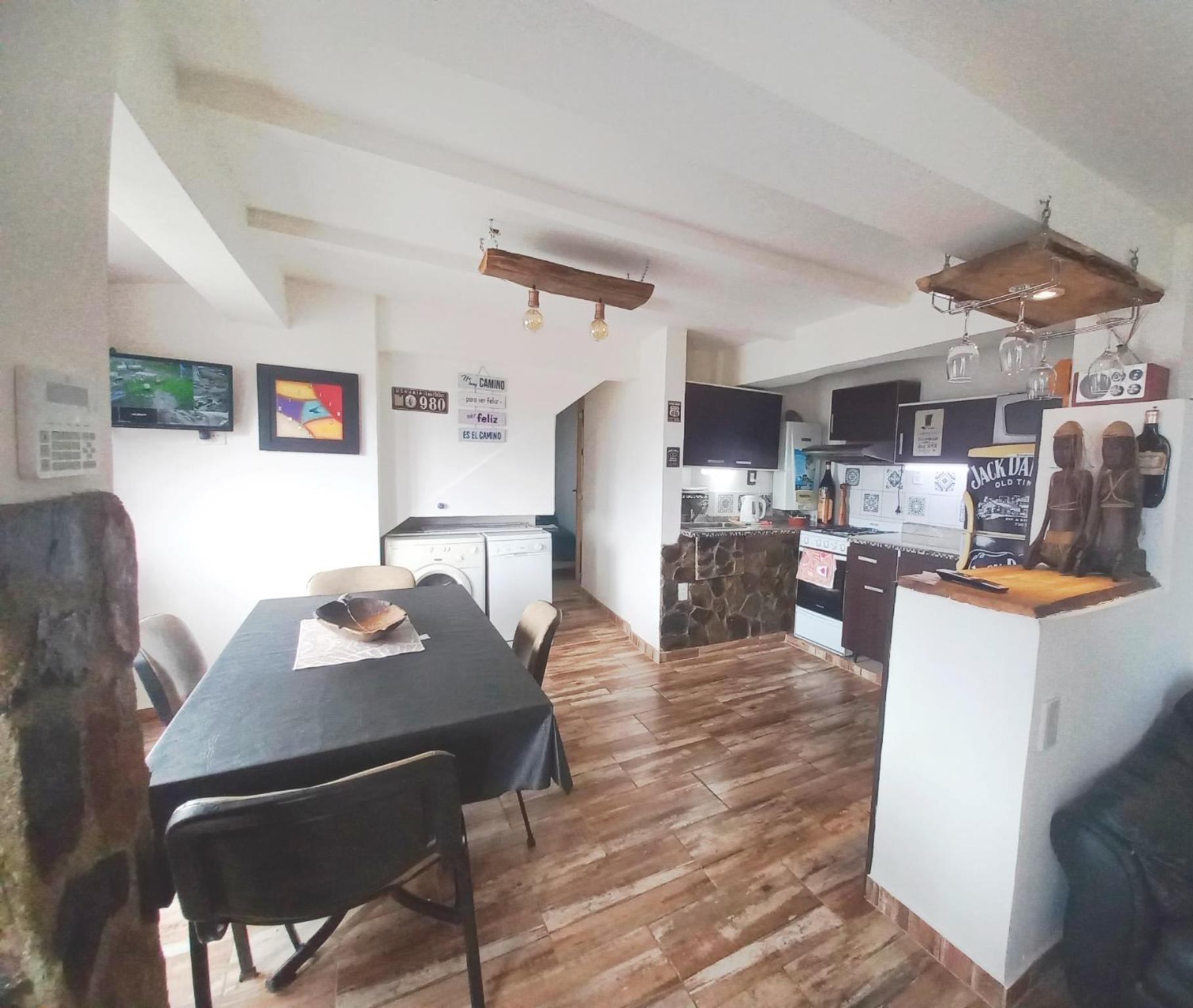 Apartamento Calido Y Luminoso Dpto A Cuadras Del Centro *