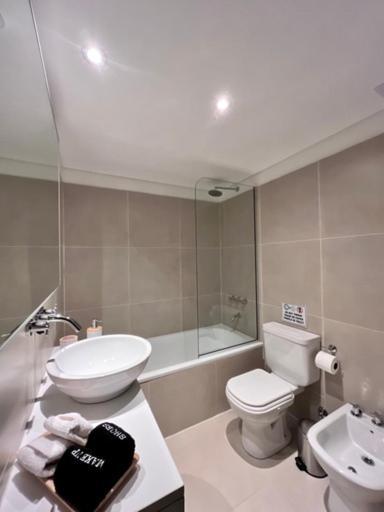 Apartment Seaport Austral 401