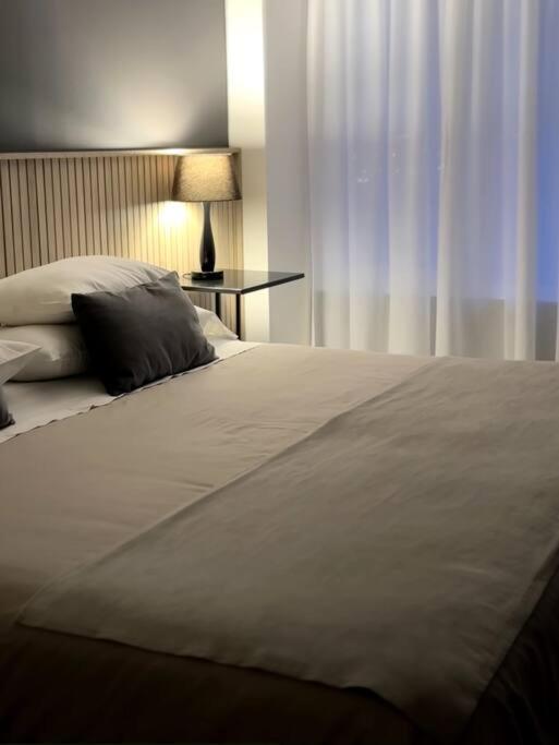 Apartment Seaport Austral 401