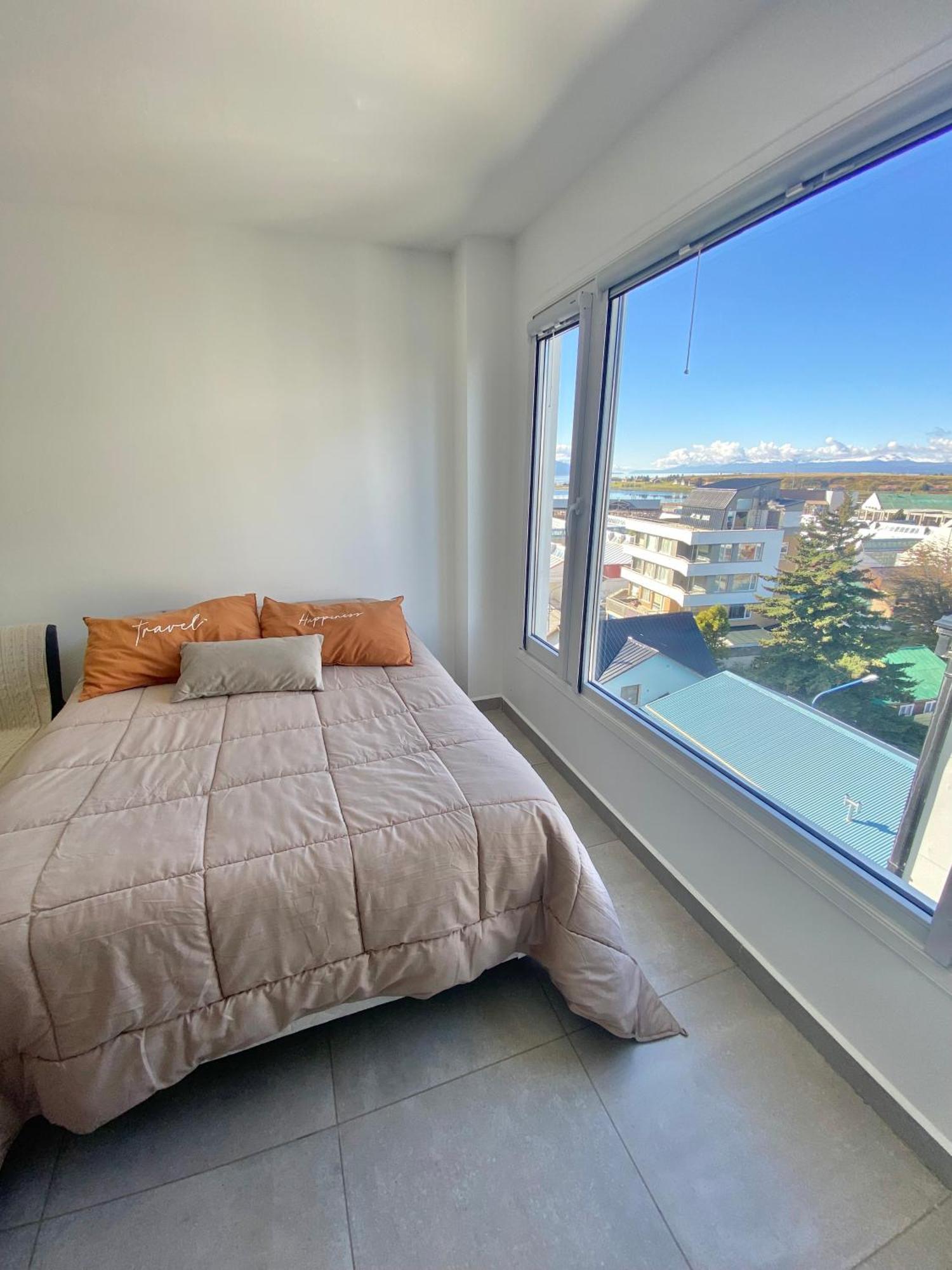 Apartamento Becasina Patagonica A Luminoso Monoambiente En Con Vista A Montanas Ushuaia