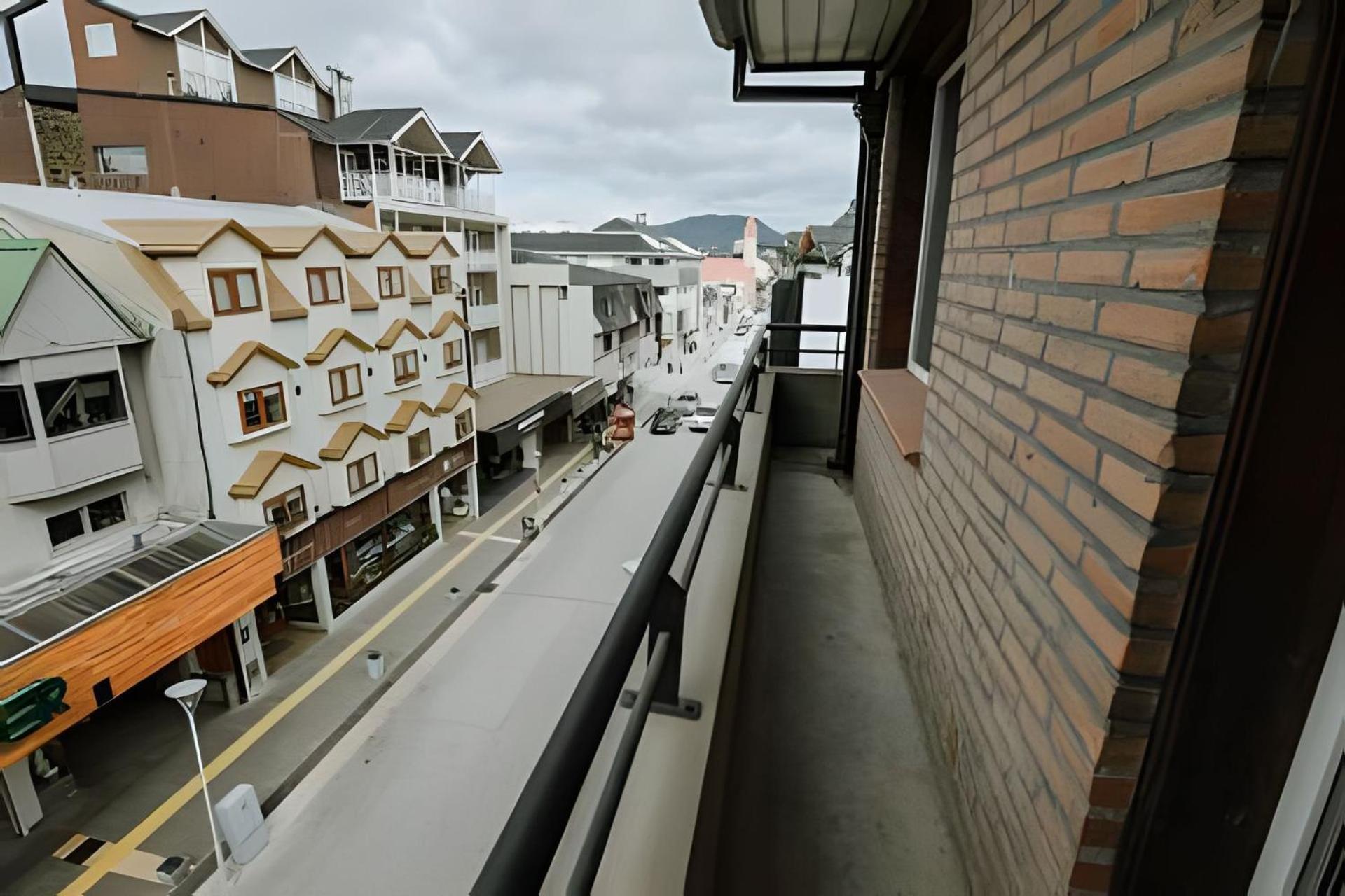 Aunaisin- Edificio Fadul 2e *