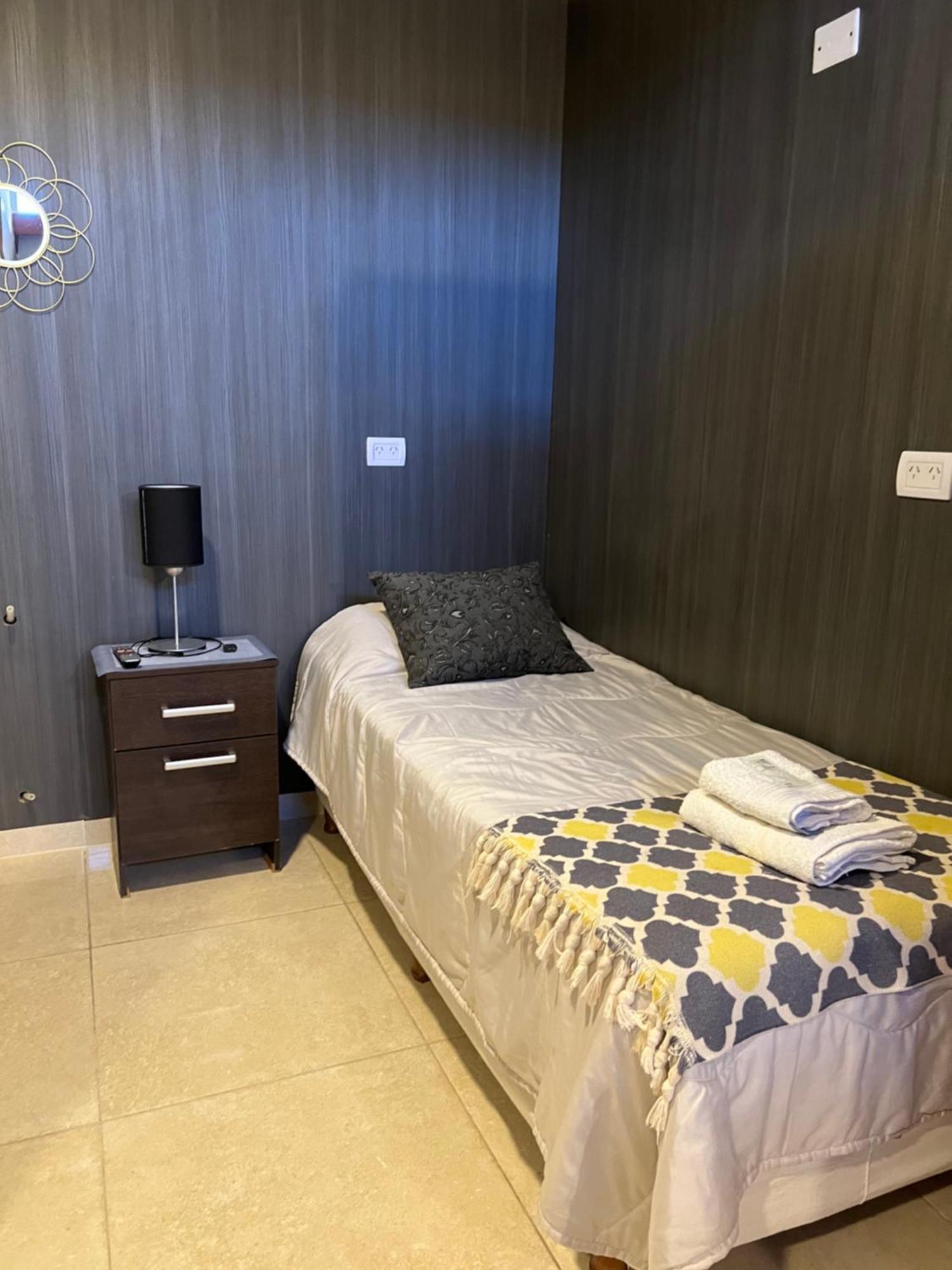 Ms Campos 26 Hotel *