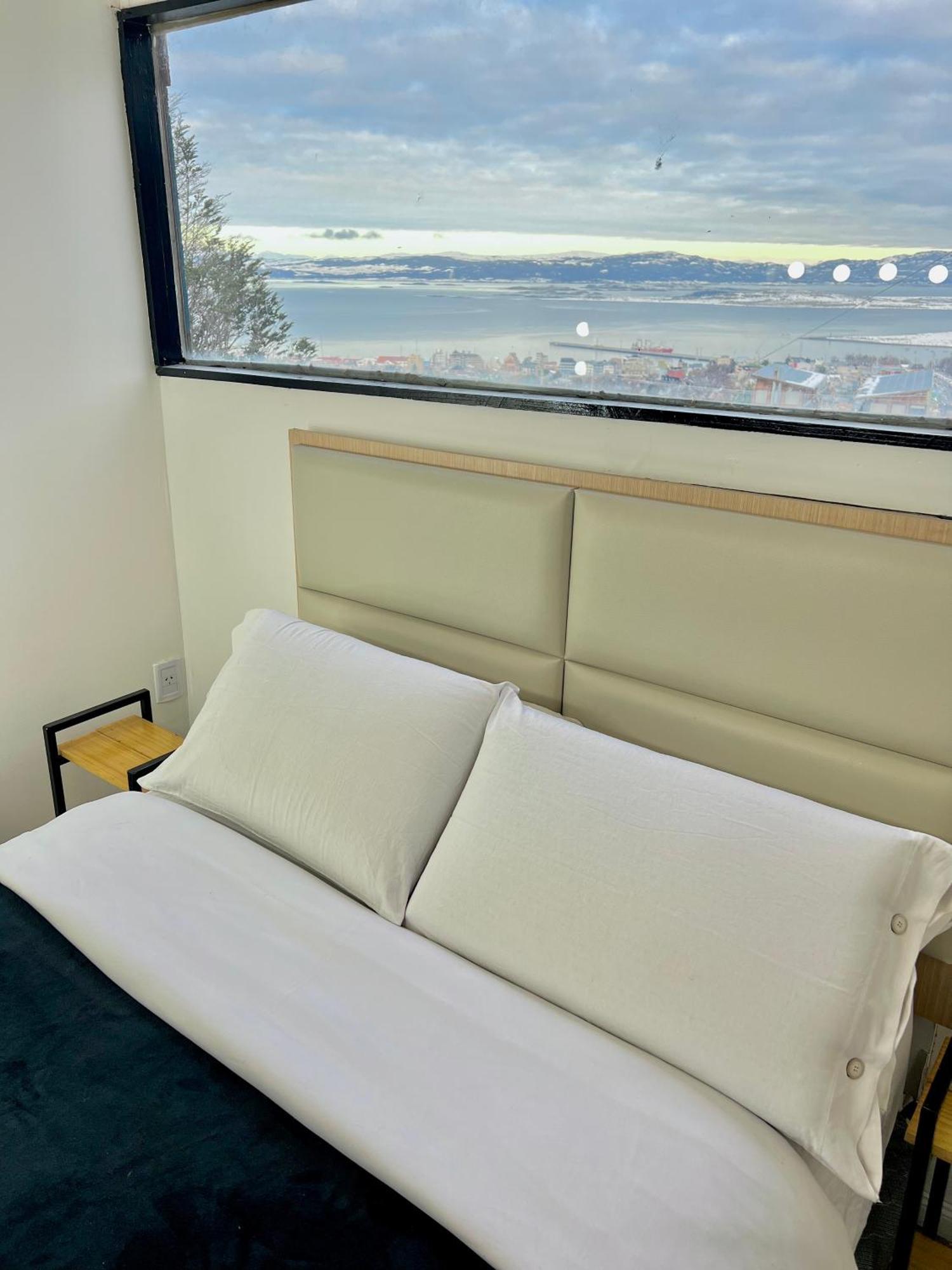 Casa Austral Vista única De Toda La Ciudad De * Ushuaia