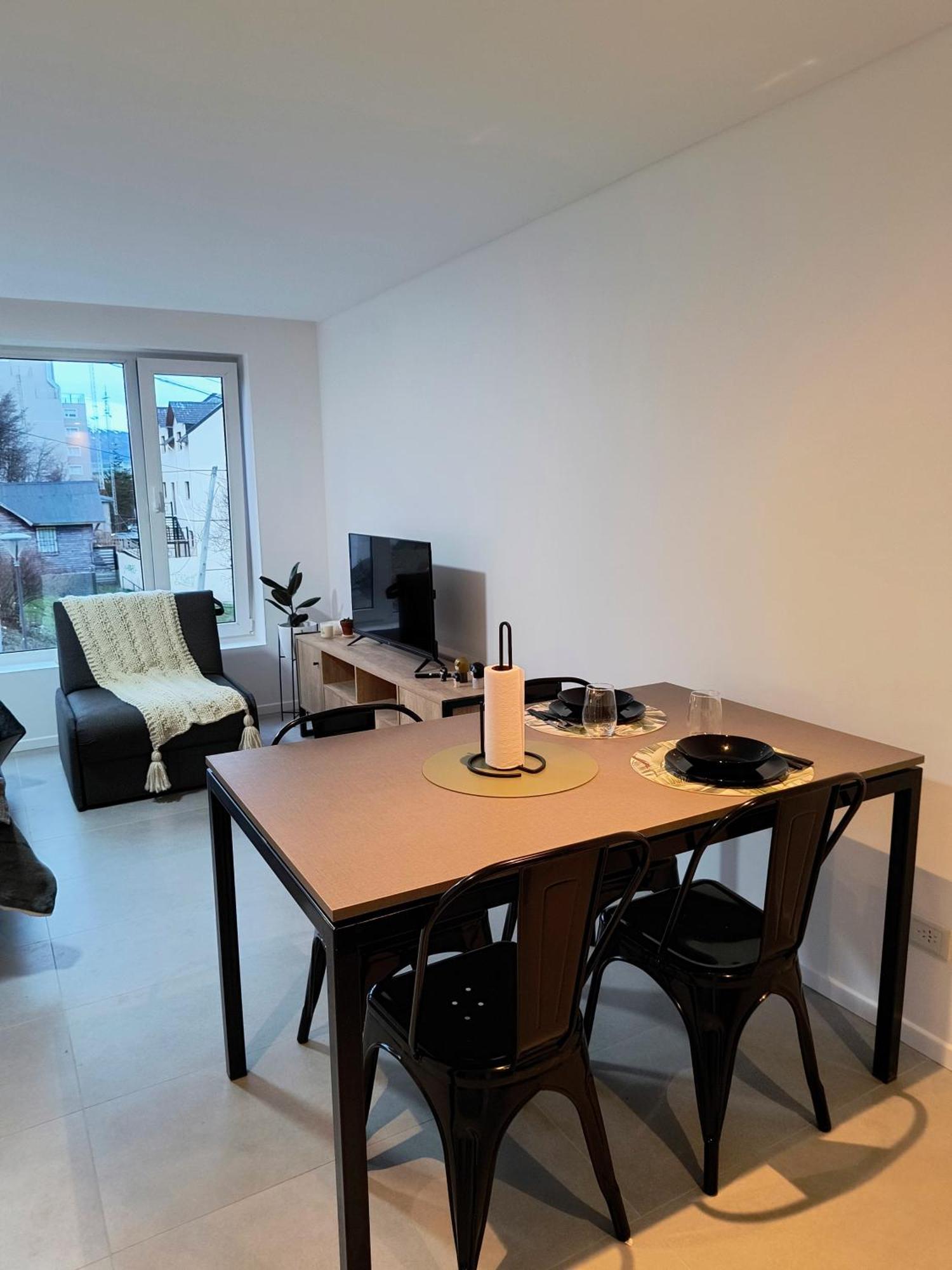 Apartsuite308 *