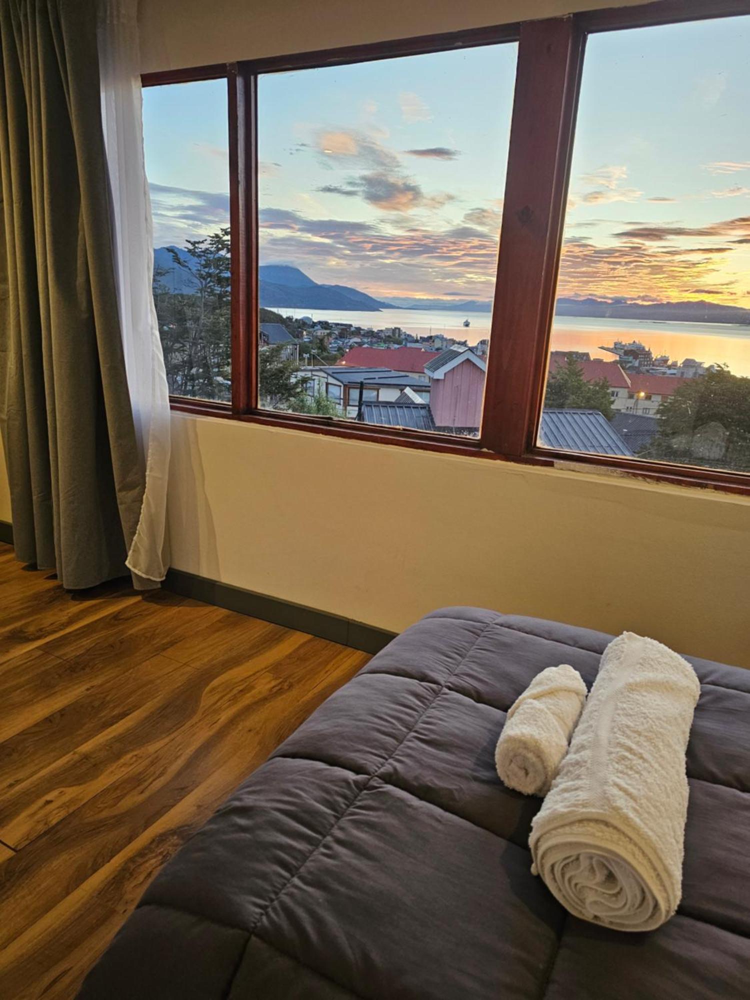 El Condor Fueguino Ii Apartamento