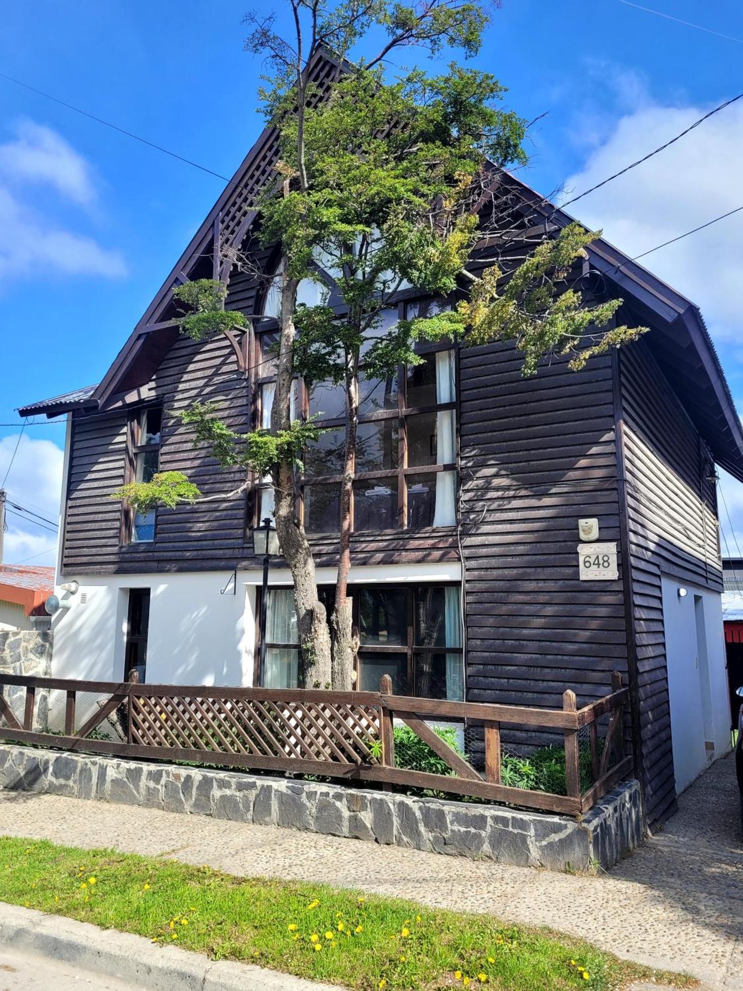Morada De Legui * Ushuaia