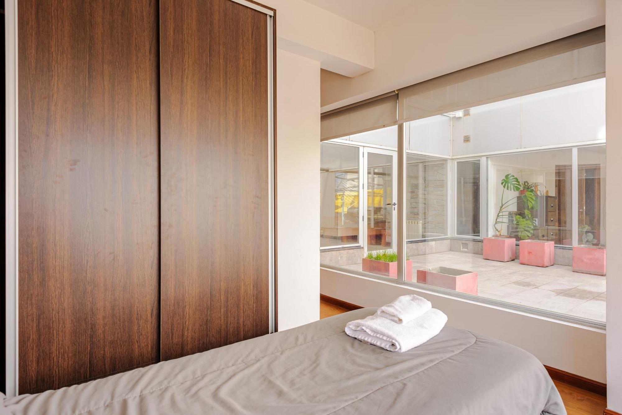 Gray Fox Tower Apartamento