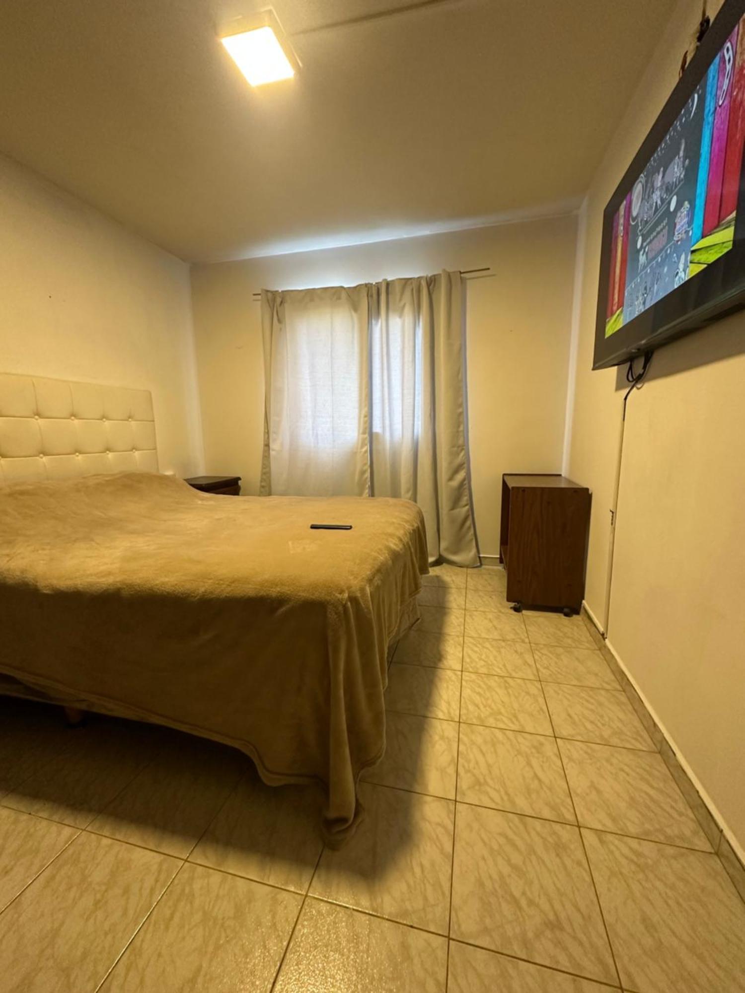 Habitación en casa particular Iglu House