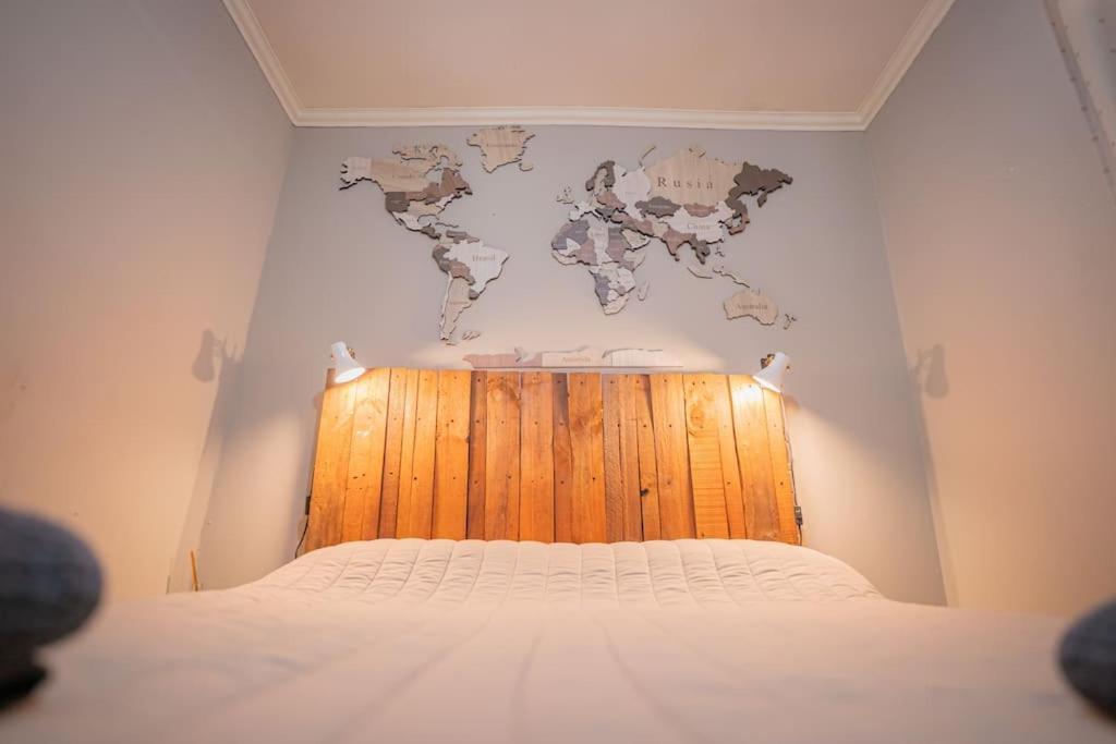 Chalet Cabana En El Bosque Con Cine Privado Y Jacuzzi *
