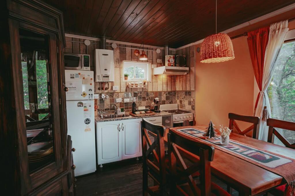 Cabana En El Bosque Con Cine Privado Y Jacuzzi *