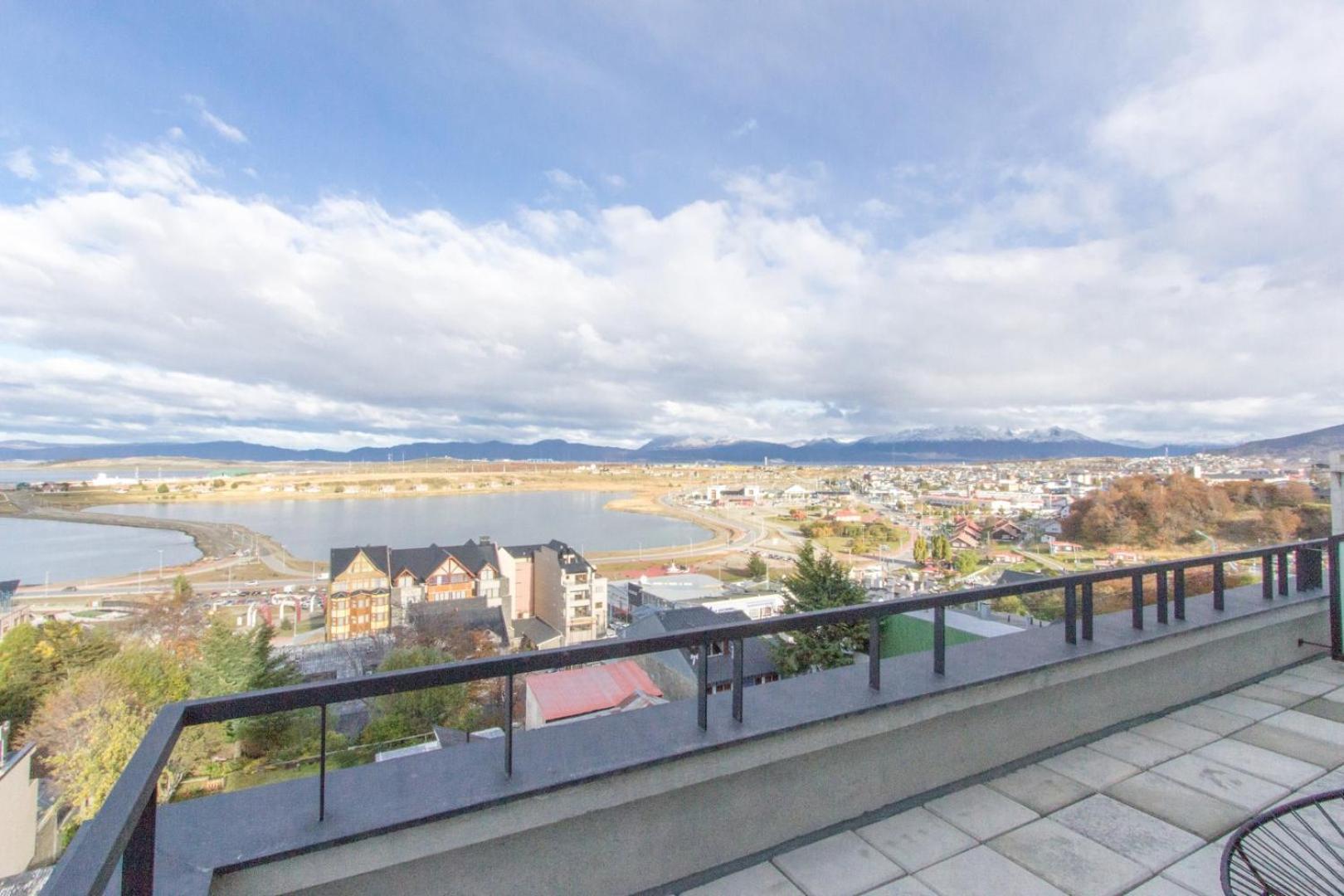 Pacifico * Ushuaia
