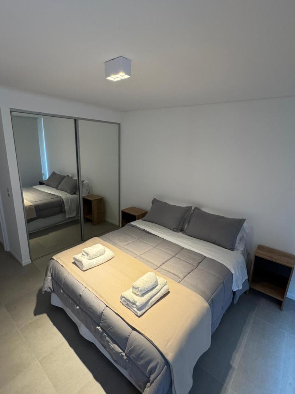 Edificio Libertador , Apartamento *