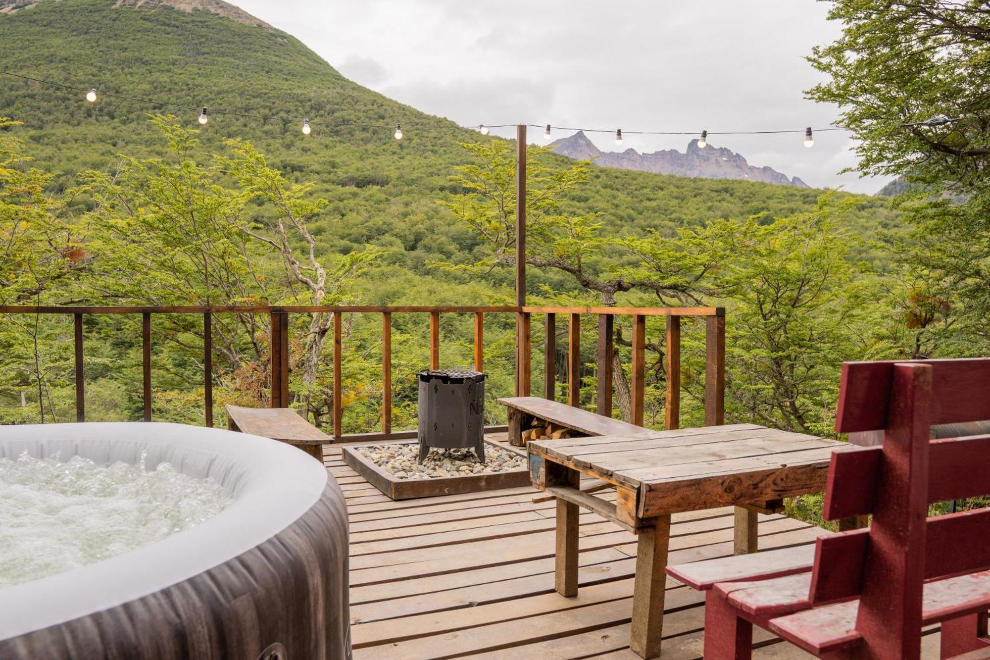 Cabana En El Bosque Con Cine Privado Y Jacuzzi Chalet Ushuaia
