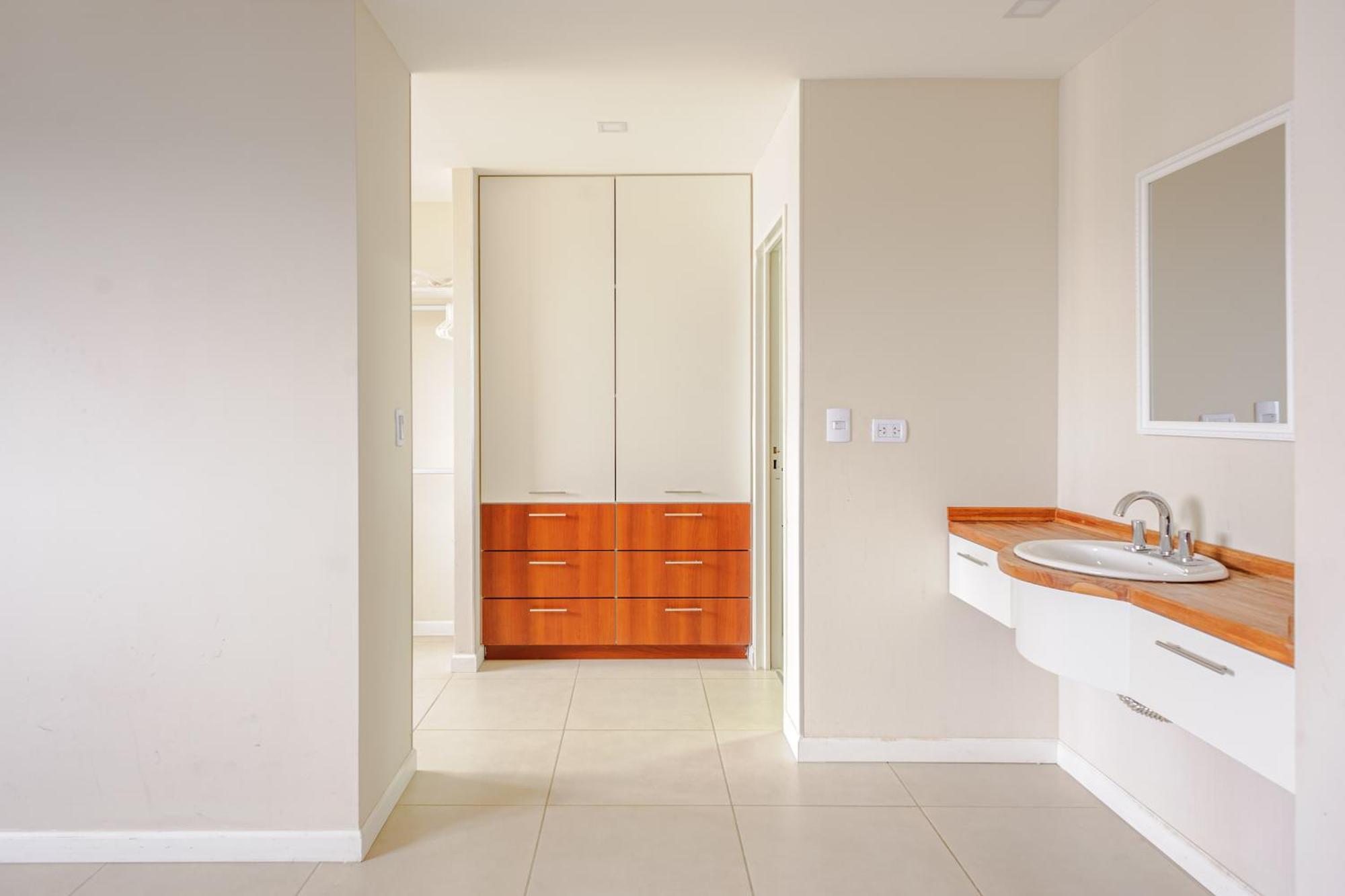 Gfs San Martin Apartment *