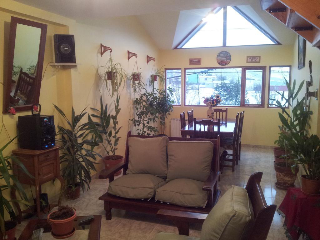 Hostal El Arroyito *
