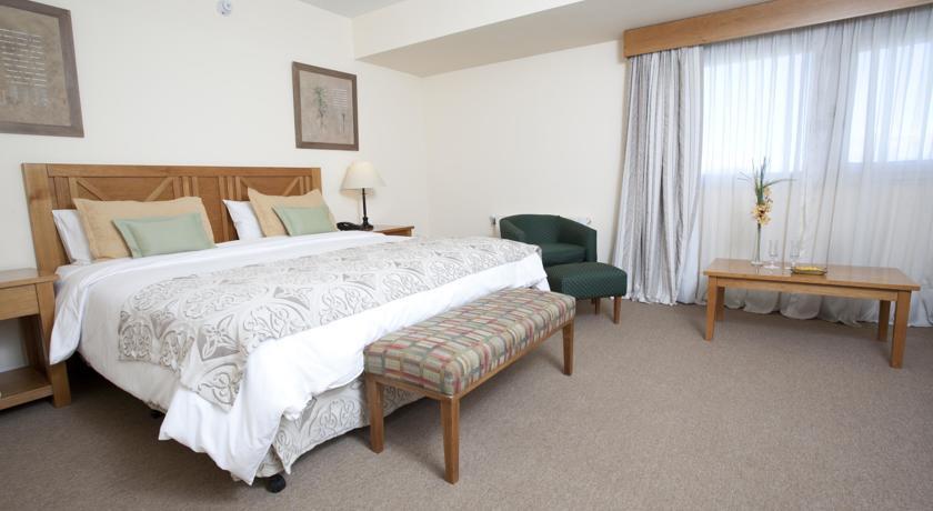 Hotel Canal Beagle 4*