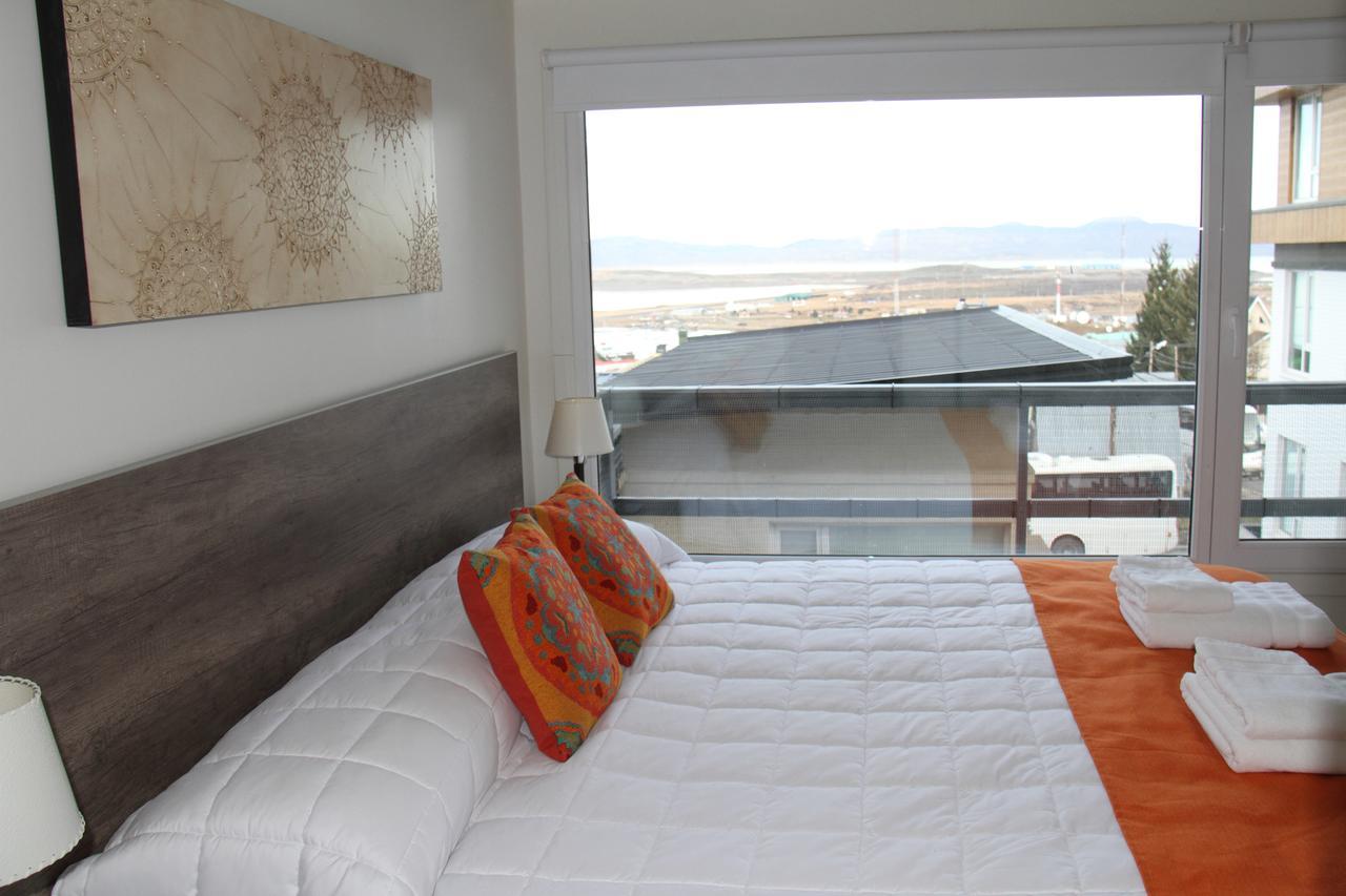 Flat Iv *
