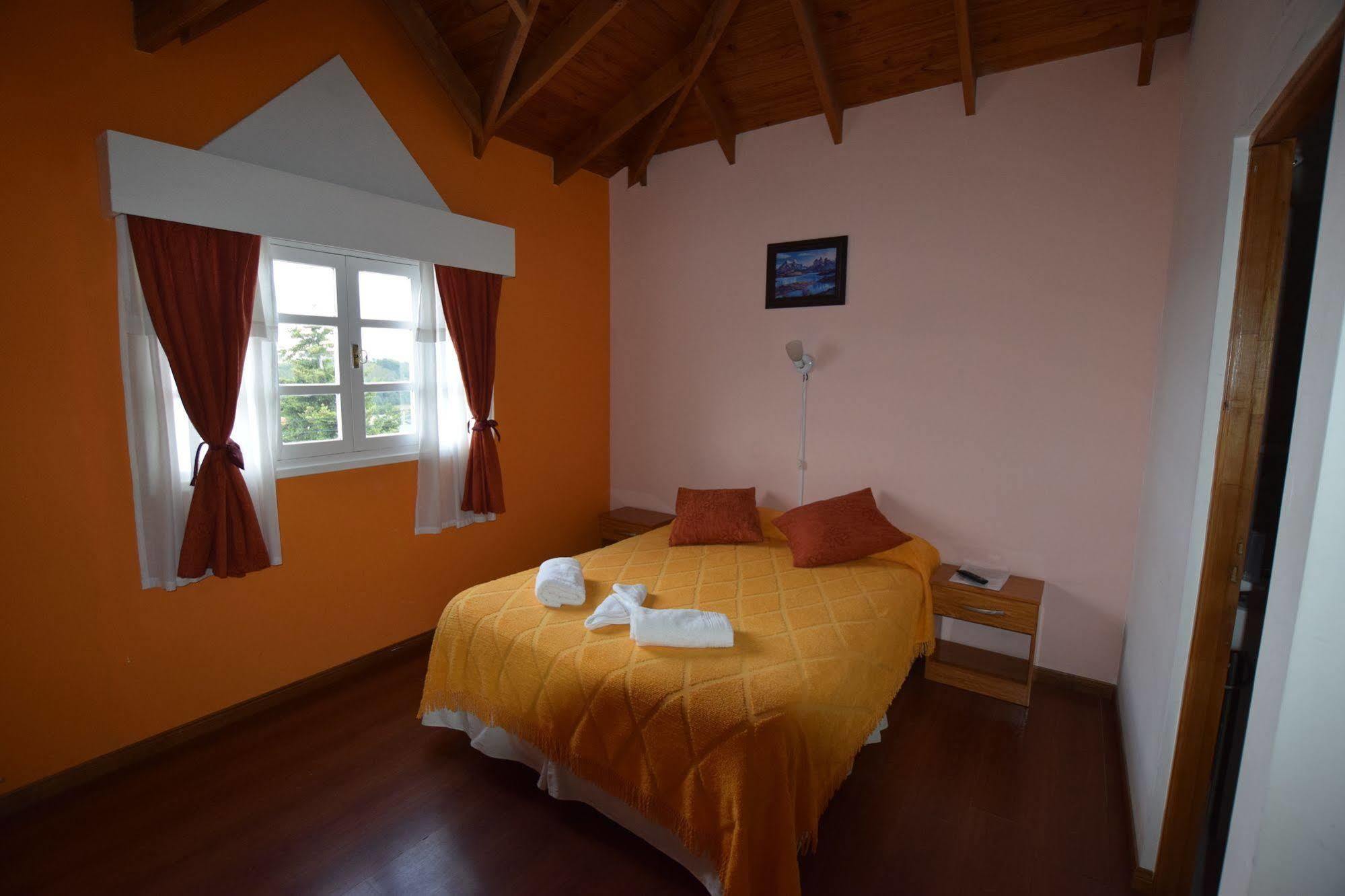 Ailen Inn 2*