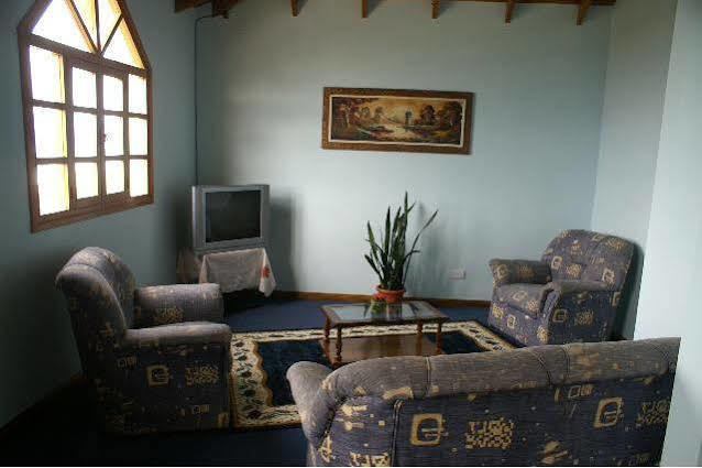 Ailen Inn 2*