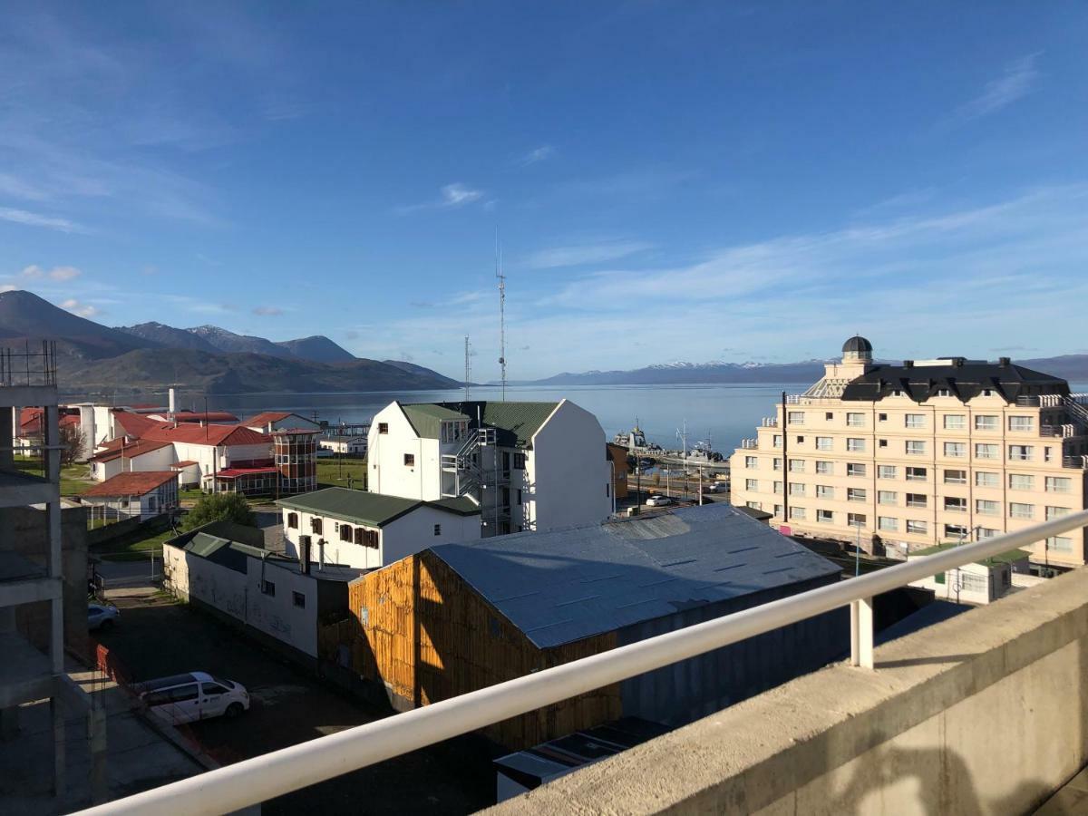 Tres Fueguinos * Ushuaia