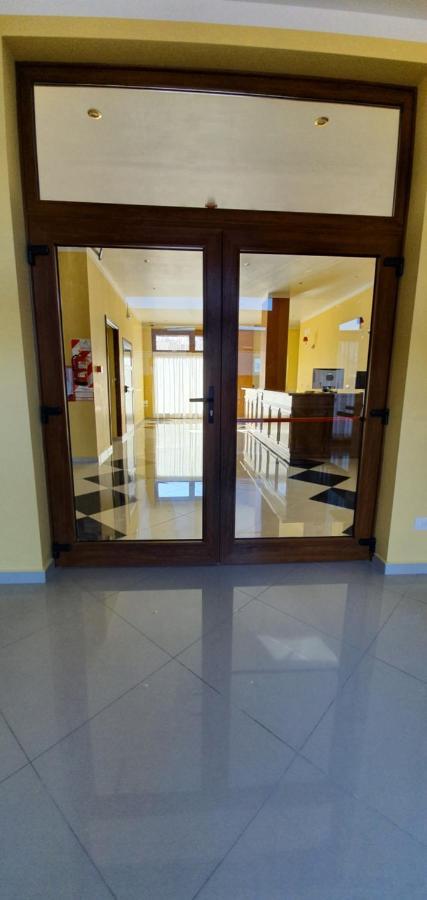 Vitalia 2*