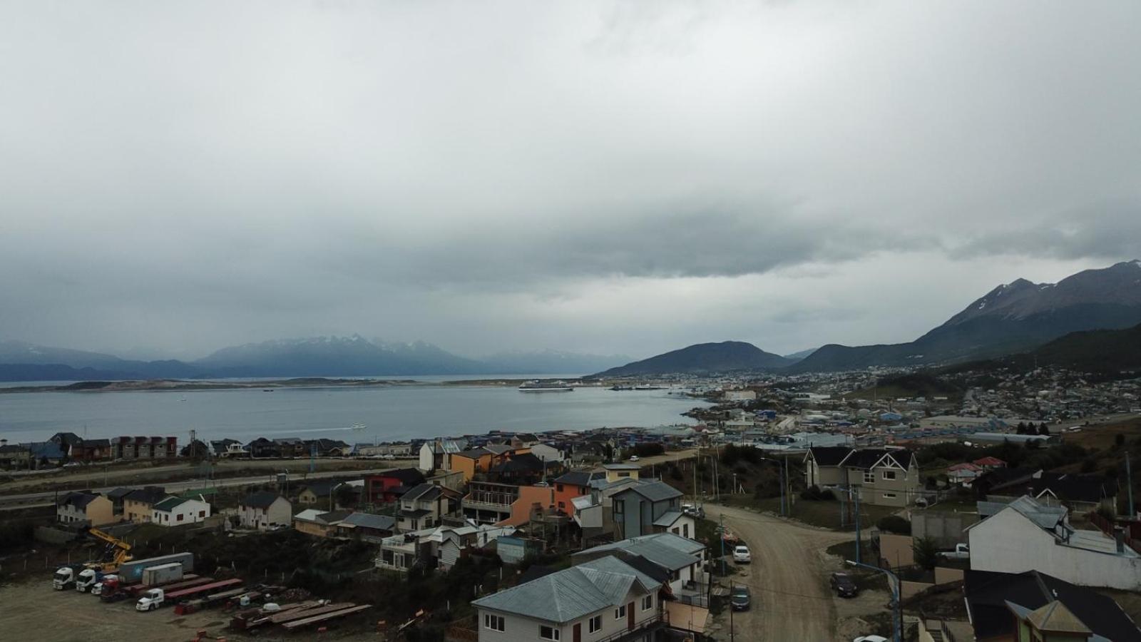 Departamento En Ushuaia, Cálido Y Agradable.