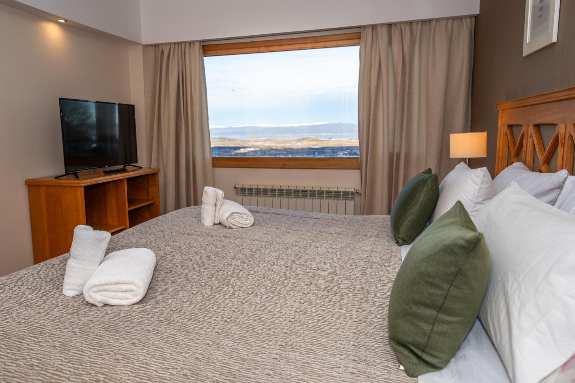 Altos & Resto Hotel 3*