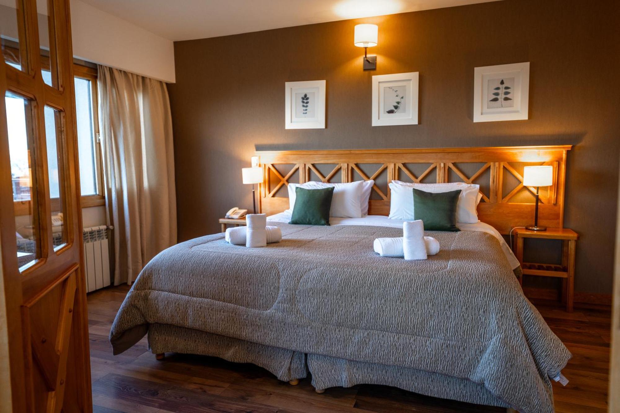 Altos & Resto Hotel 3*