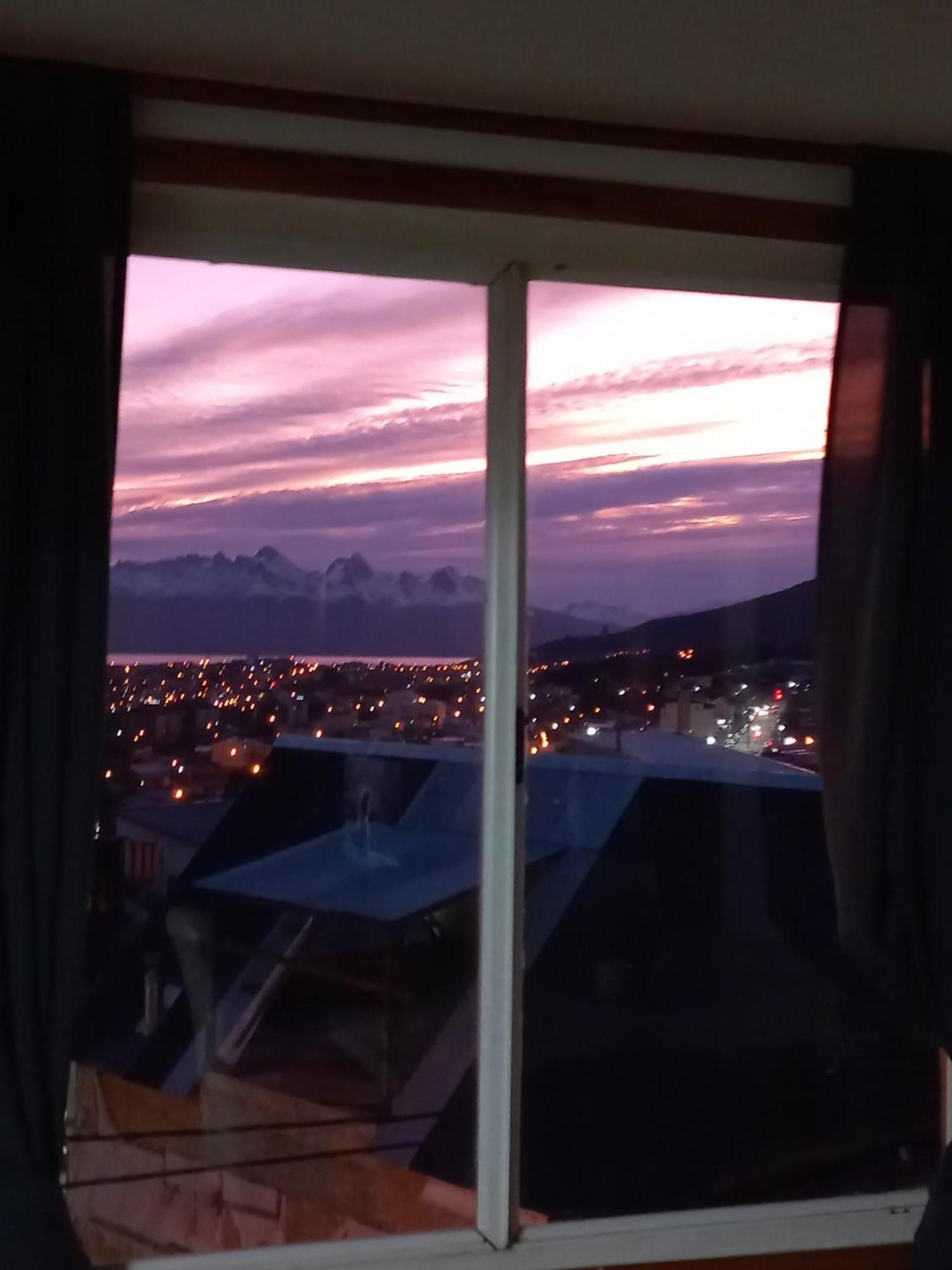 Magnifica, Departamento Con Vista Al Canal De Beagle Con Patio Y Asador Apartamento