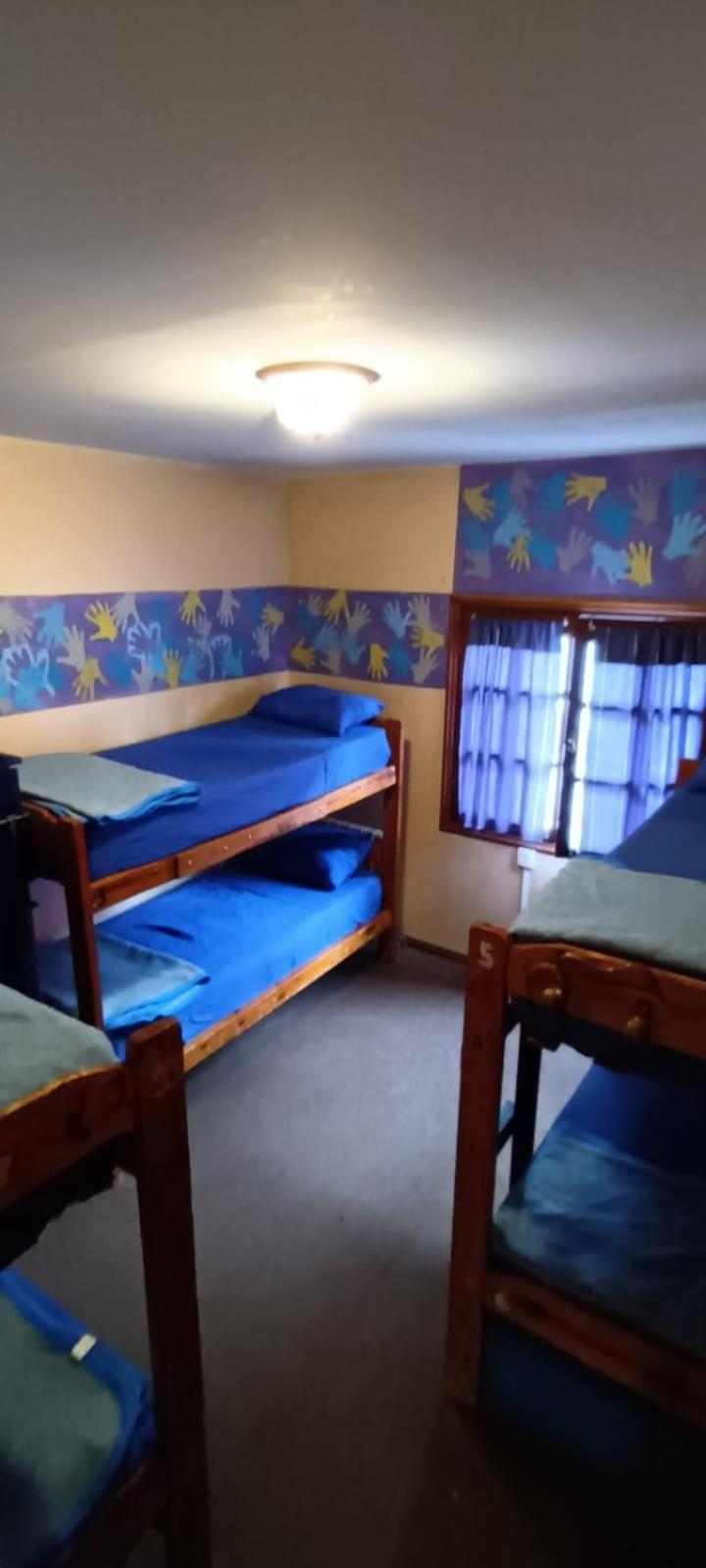 Cruz Del Sur Hostal *