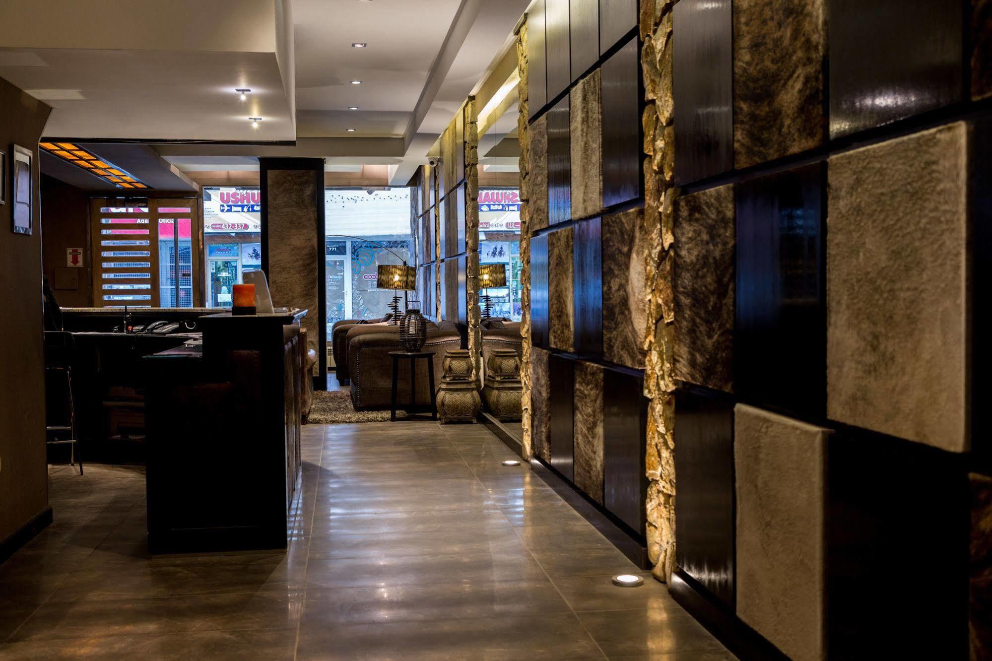 Lennox Hotel 4*