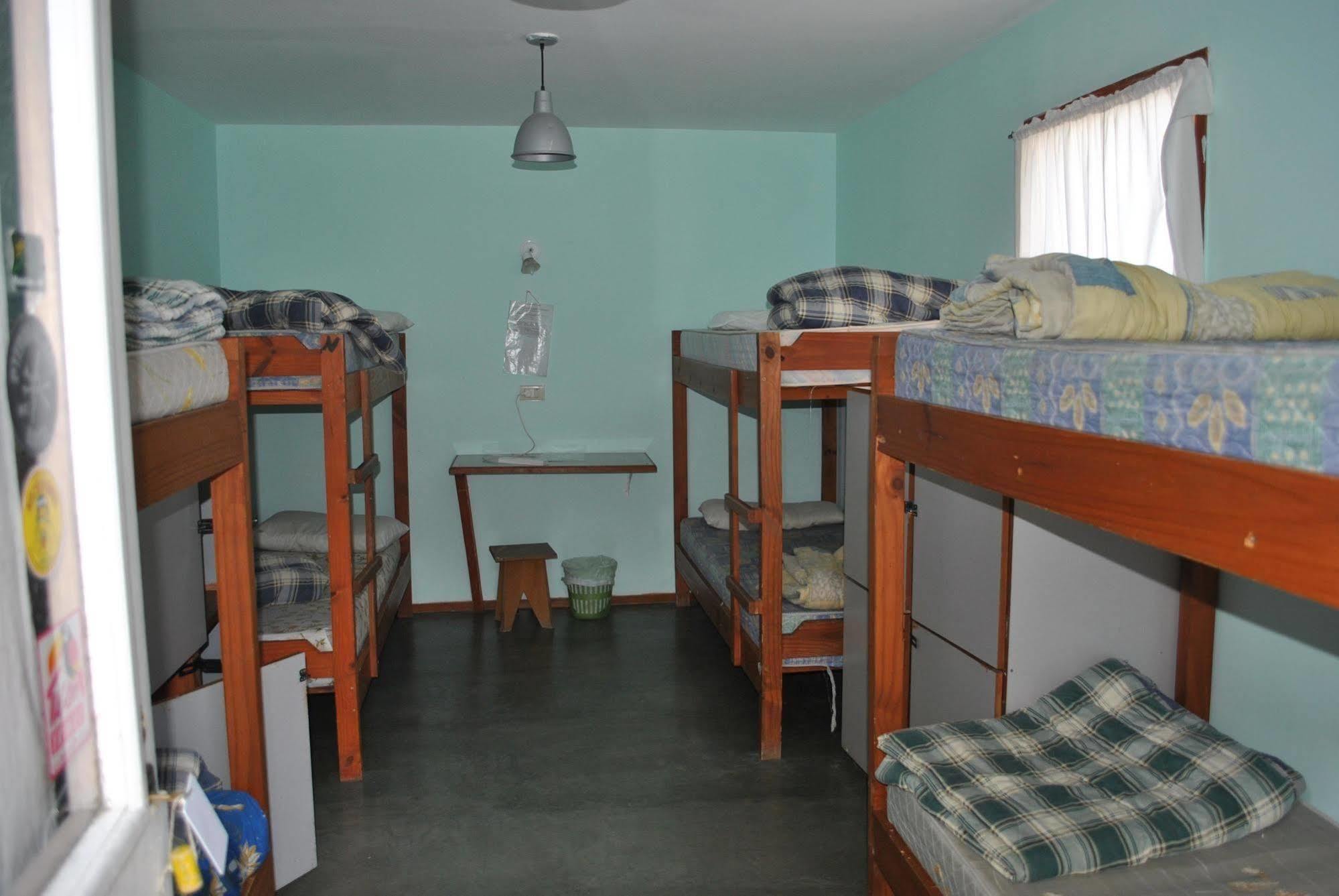 Los Cormoranes Albergue