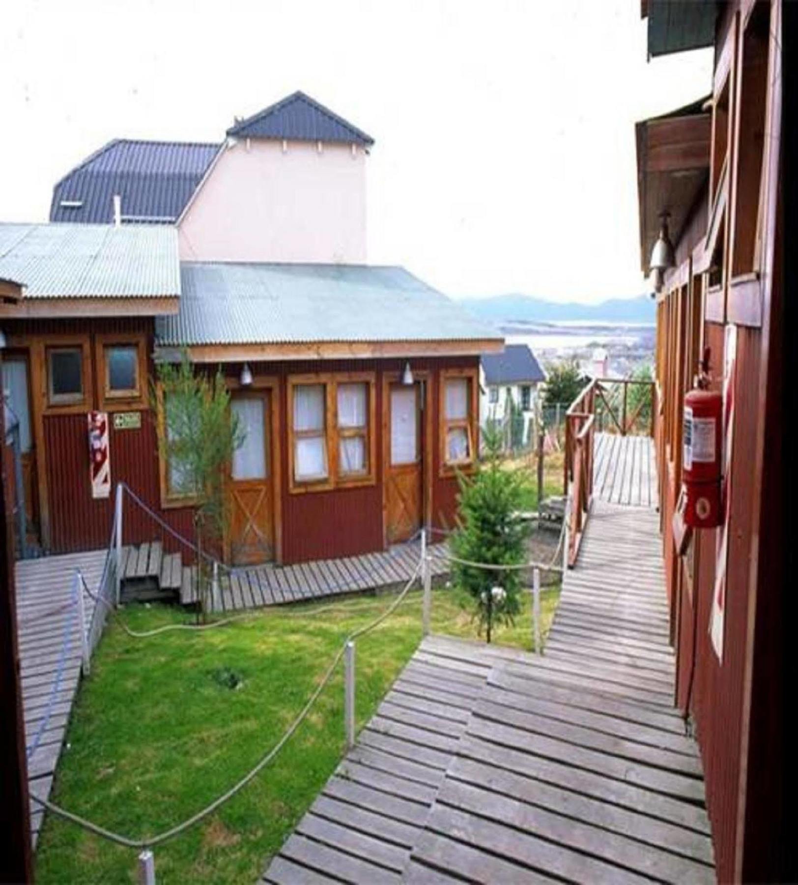 Los Cormoranes Albergue