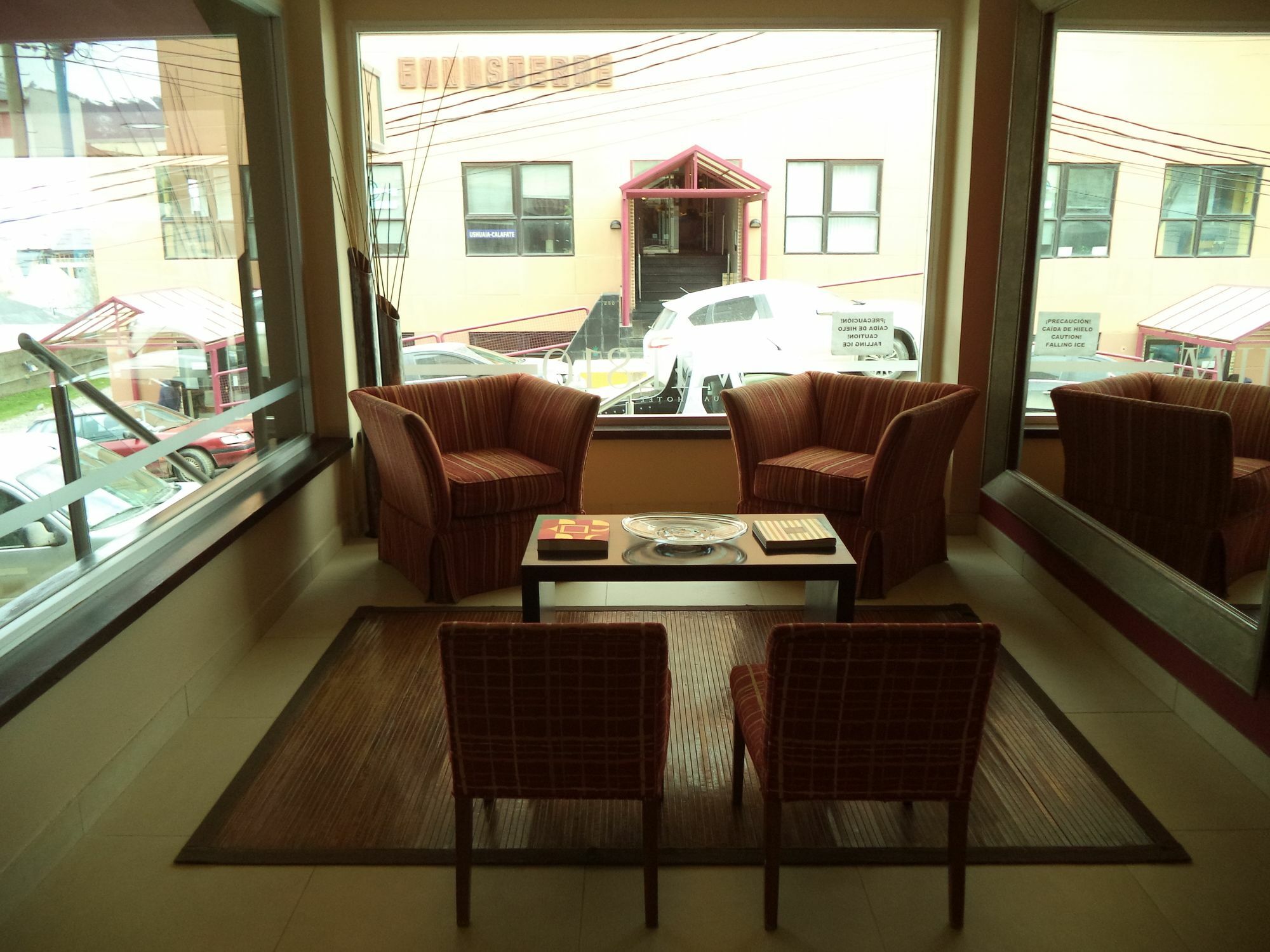 Mil810 Hotel 3*